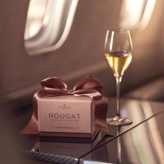 Cocosolis Nougat Sparkling Body Butter Tápláló testhab csillogó részecskékkel