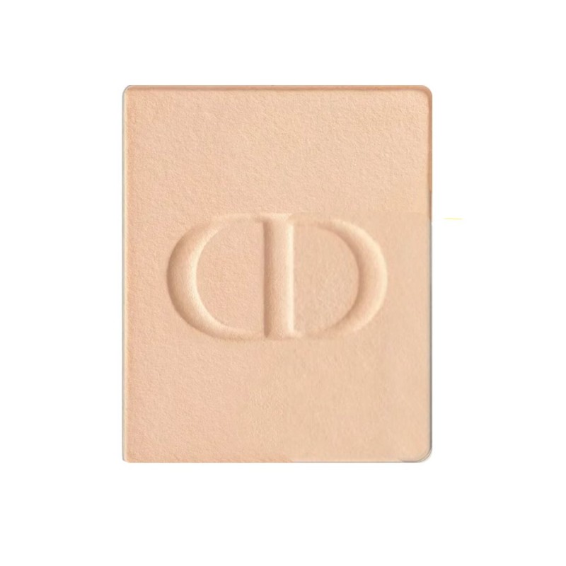 Christian Dior Forever Natural Velvet Kompakt alapozó csomagolás nélkül