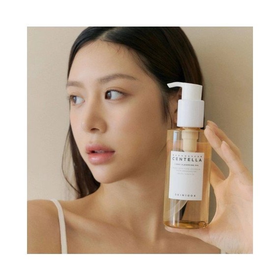 Skin1004 Madagascar Centella Light Cleansing Oil Tisztító olaj