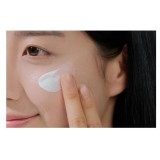 Skin1004 Madagascar Centella Air-fit Suncream Light SPF30 Könnyű fényvédő krém arcra